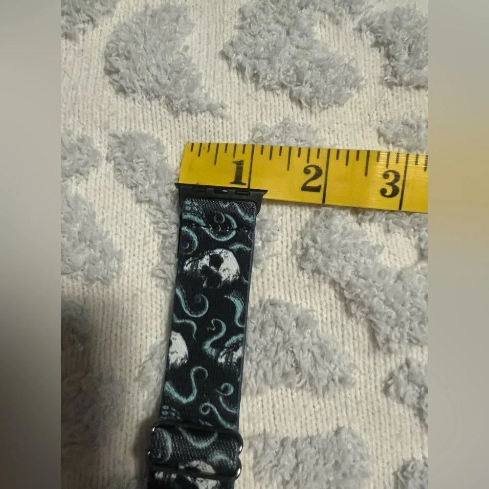 Zox Swirl Skull Design Watch Band